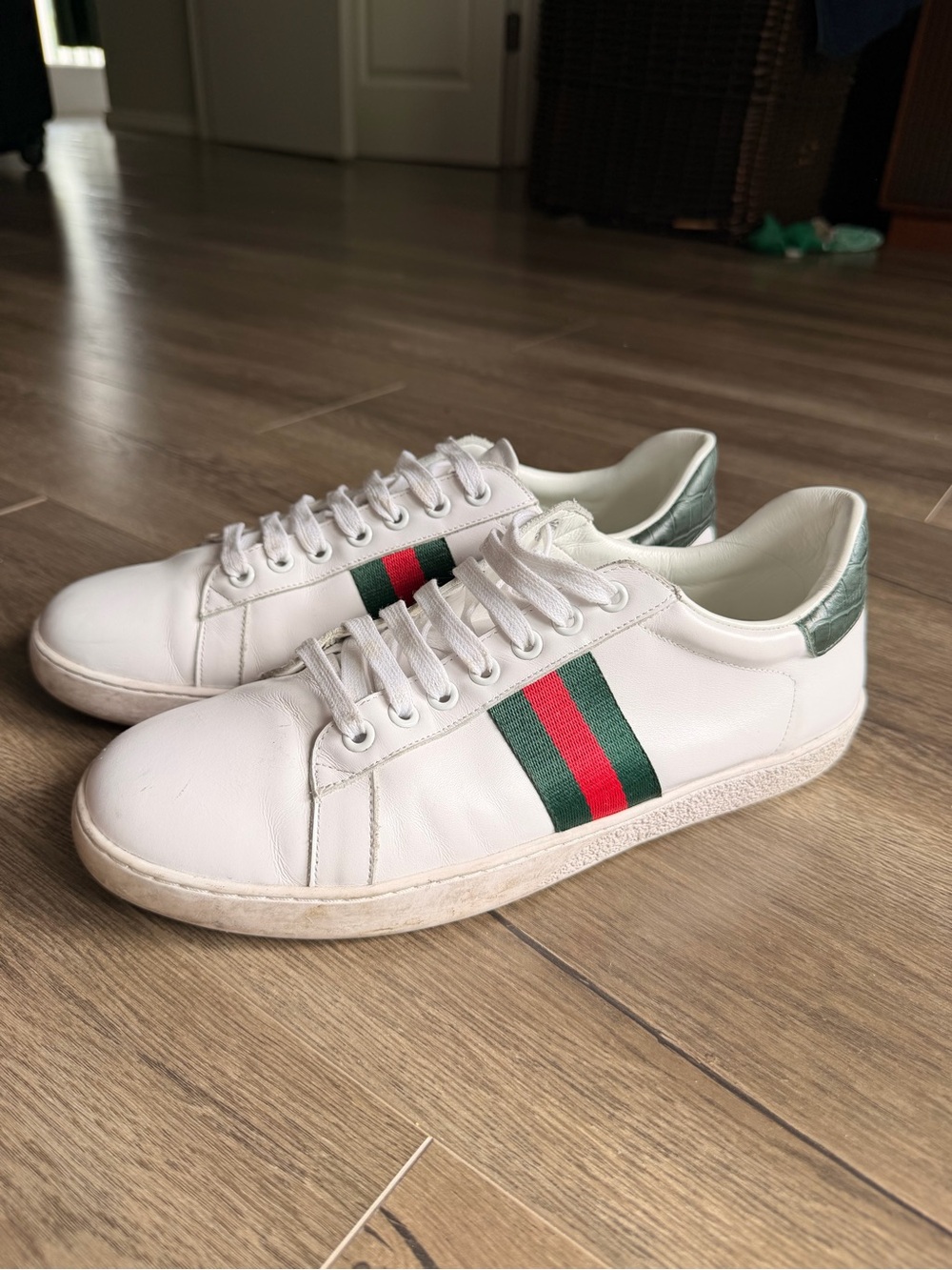 GUCCI Ace Star & Bee Sneakers